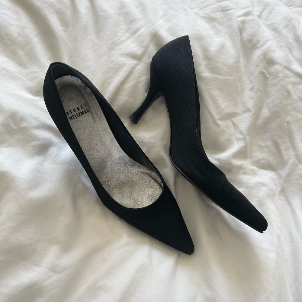 Vintage Stuart Weitzman Black Pumps Circa 1990’s